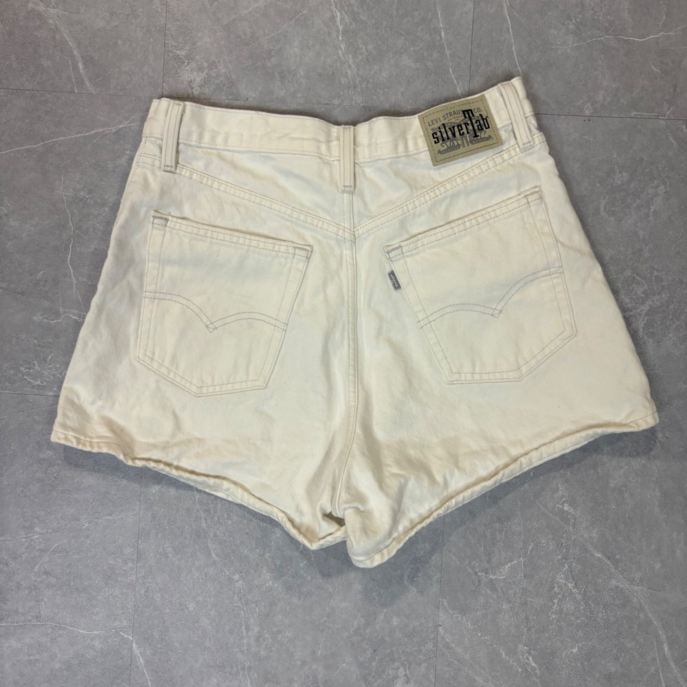 Levis SilverTab Mom Shorts Womens 30 Off White High Rise Denim Vintage Style